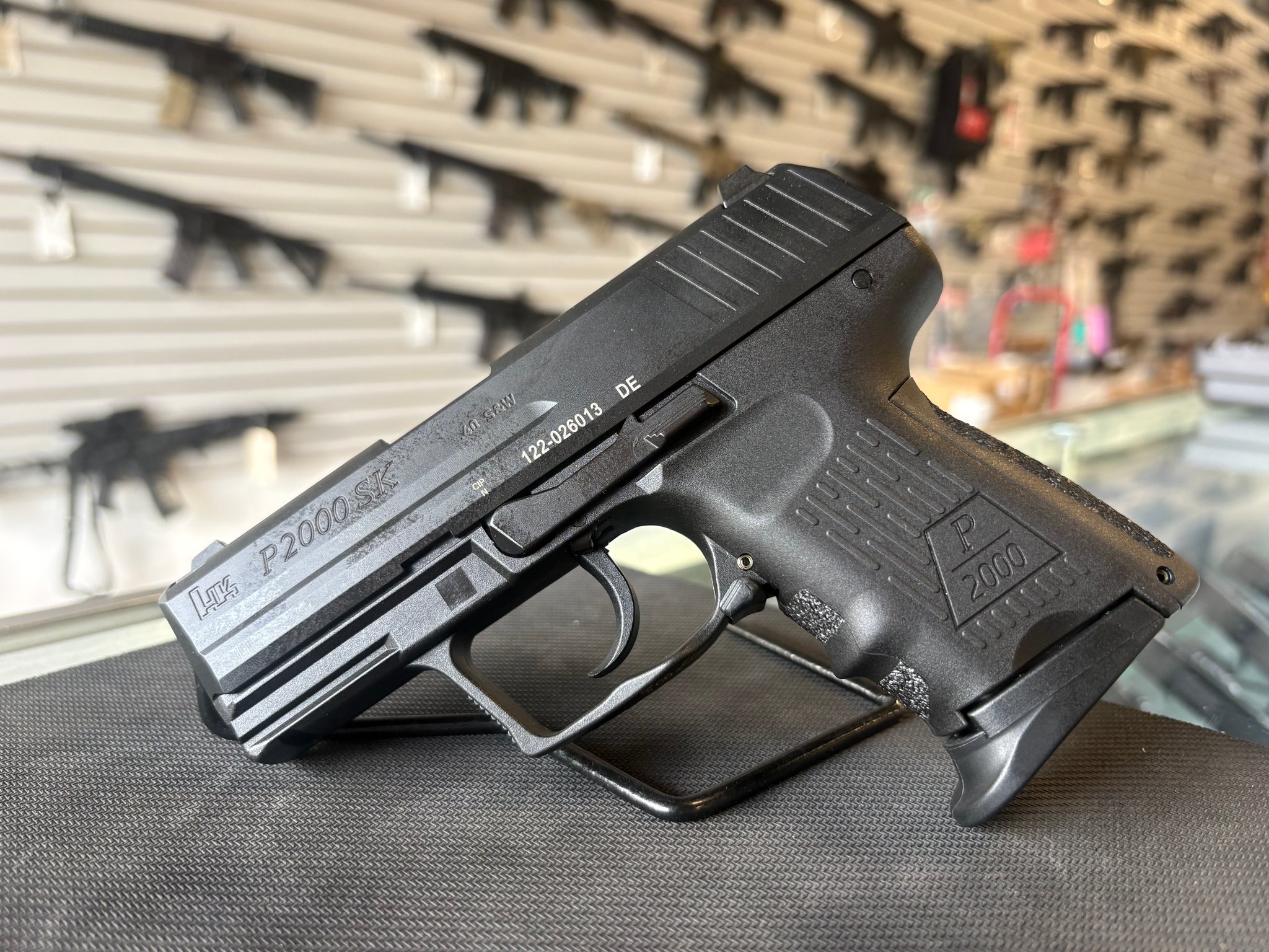 HECKLER & KOCH P2000SK
