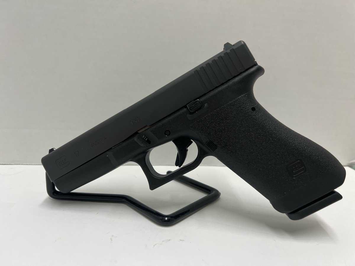 GLOCK 17