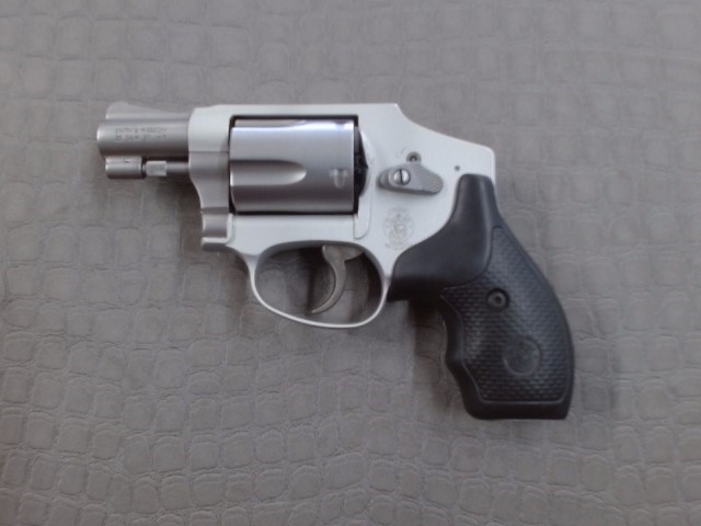 SMITH & WESSON AIRWEIGHT SPL+P