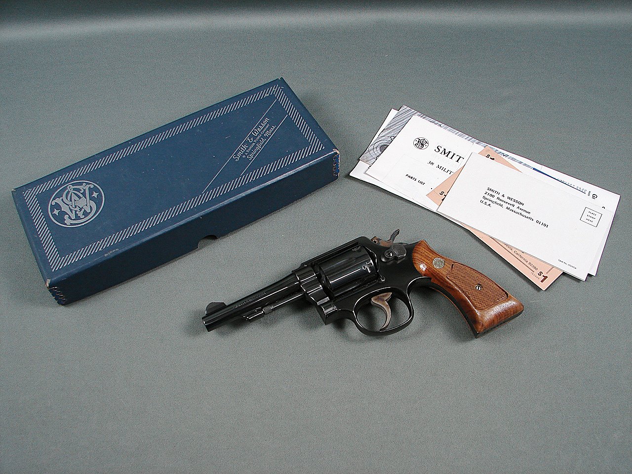 SMITH & WESSON 10-7