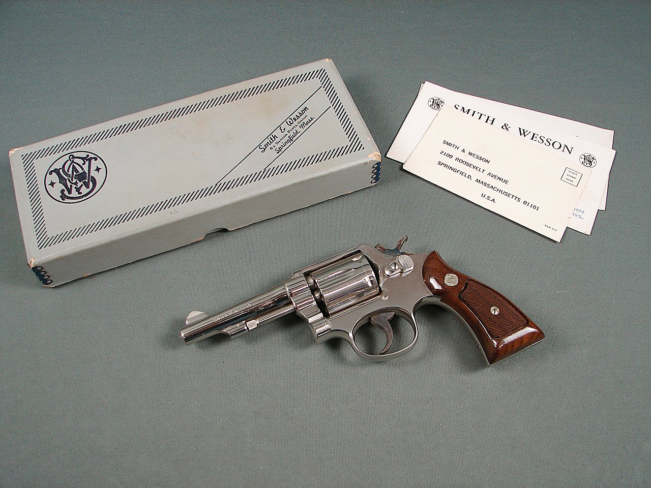SMITH & WESSON 10-5