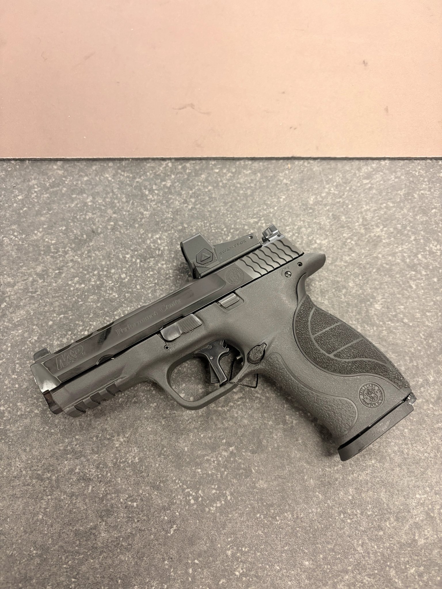 SMITH & WESSON M&P9 Performance Center