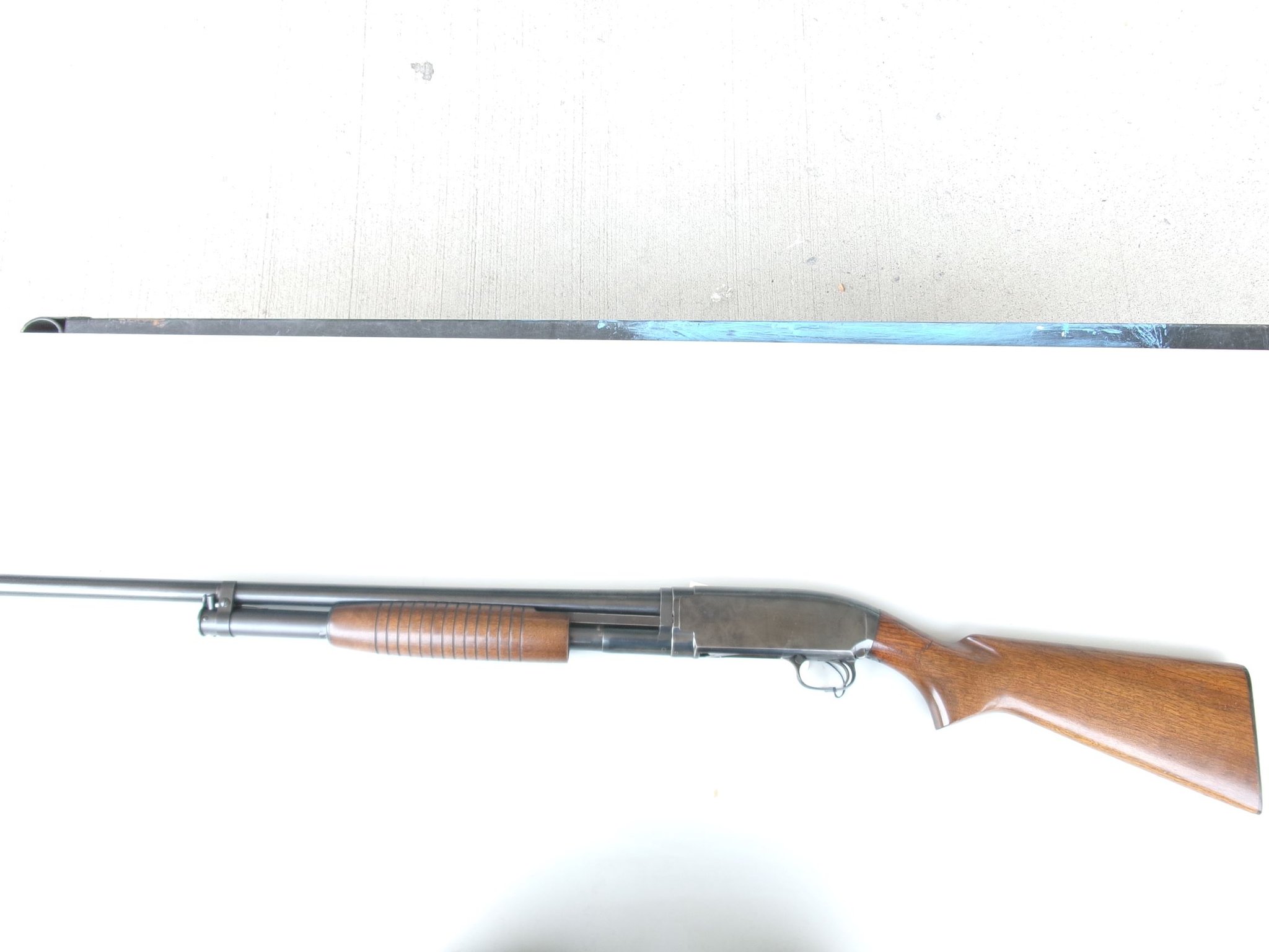 WINCHESTER 12