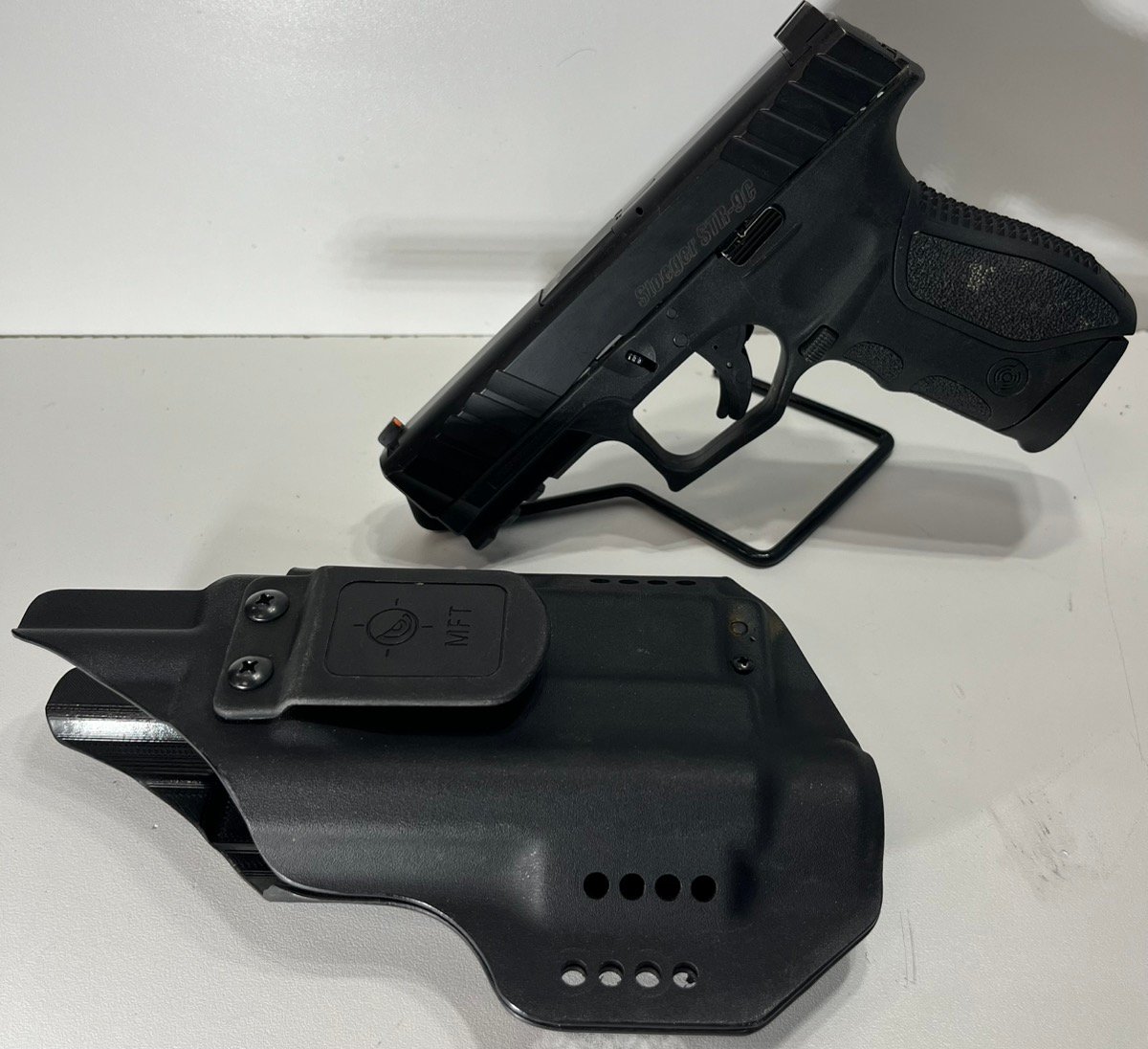STOEGER STR-9C