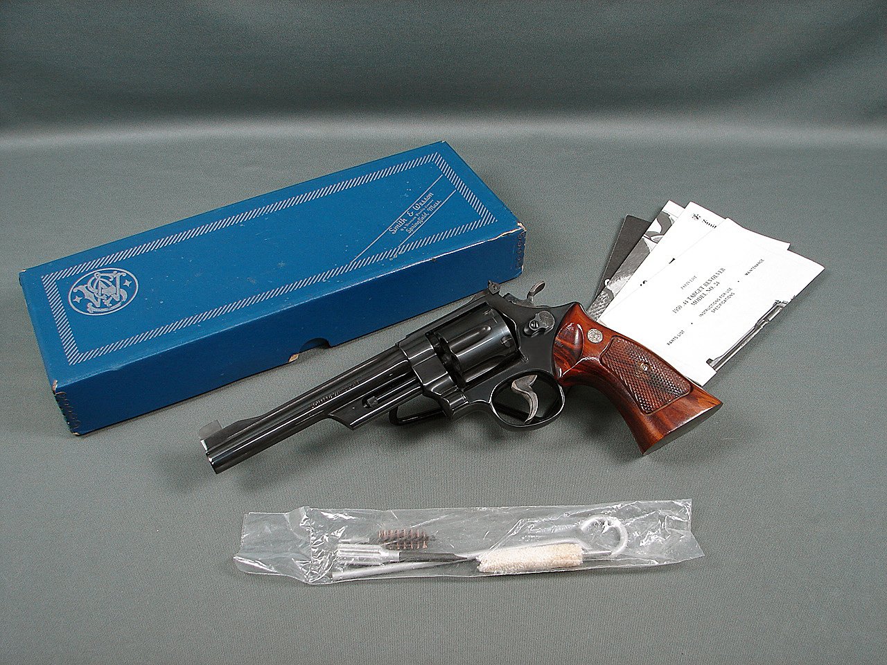 SMITH & WESSON 24-3