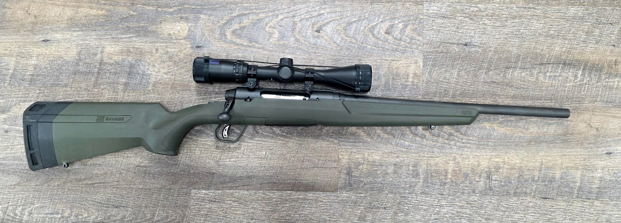 SAVAGE ARMS AXIS