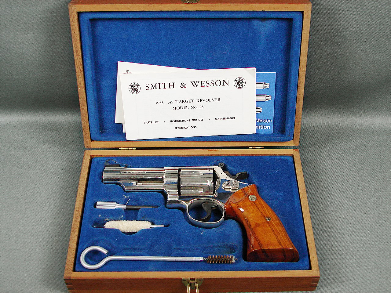 SMITH & WESSON 25-5