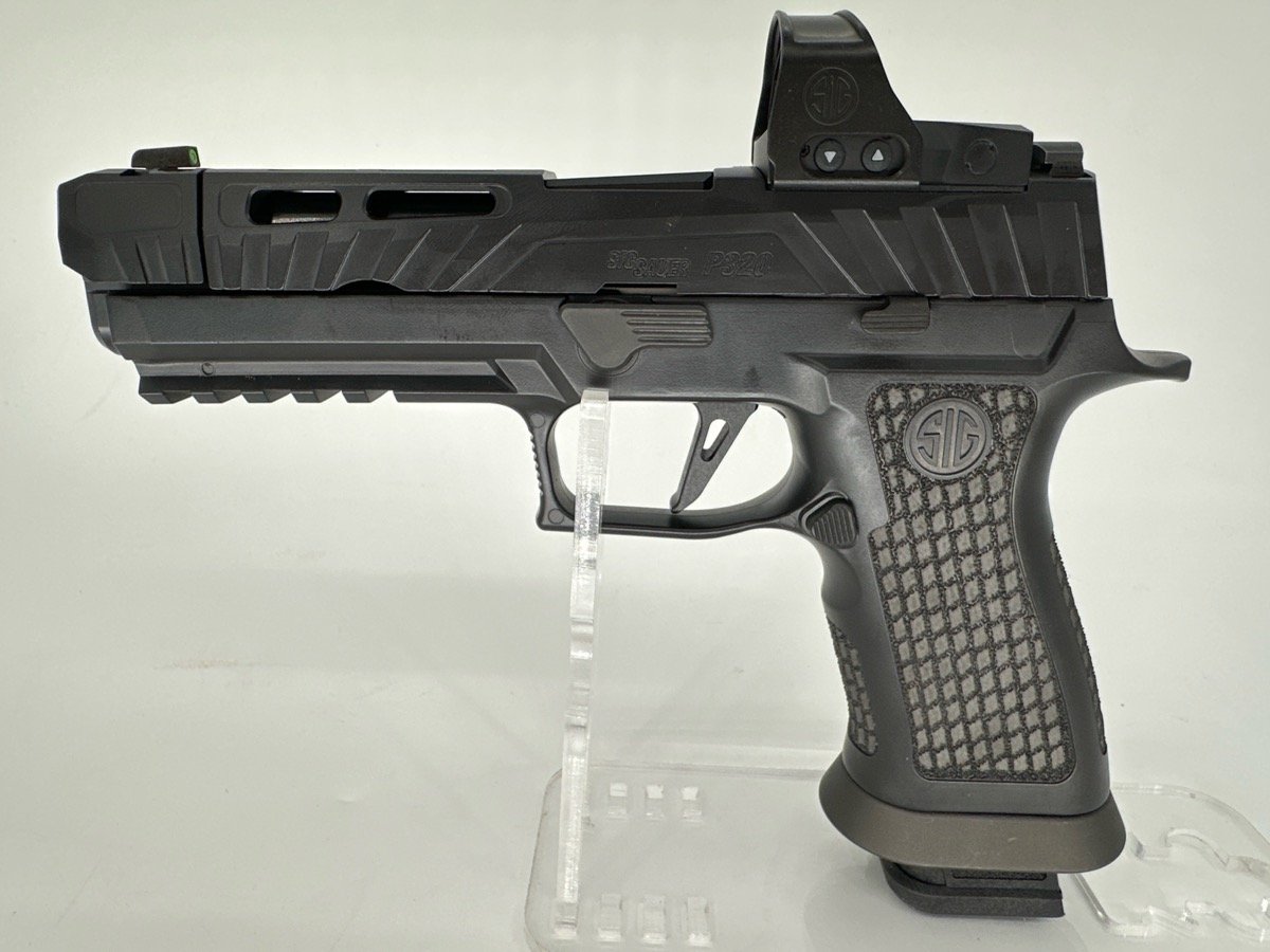 SIG SAUER P320 SPECTRE COMP BLACKOUT