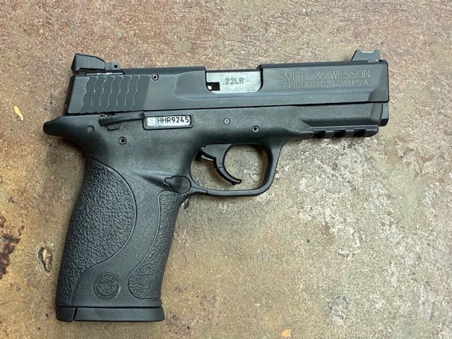 SMITH & WESSON M&P 22 COMPACT
