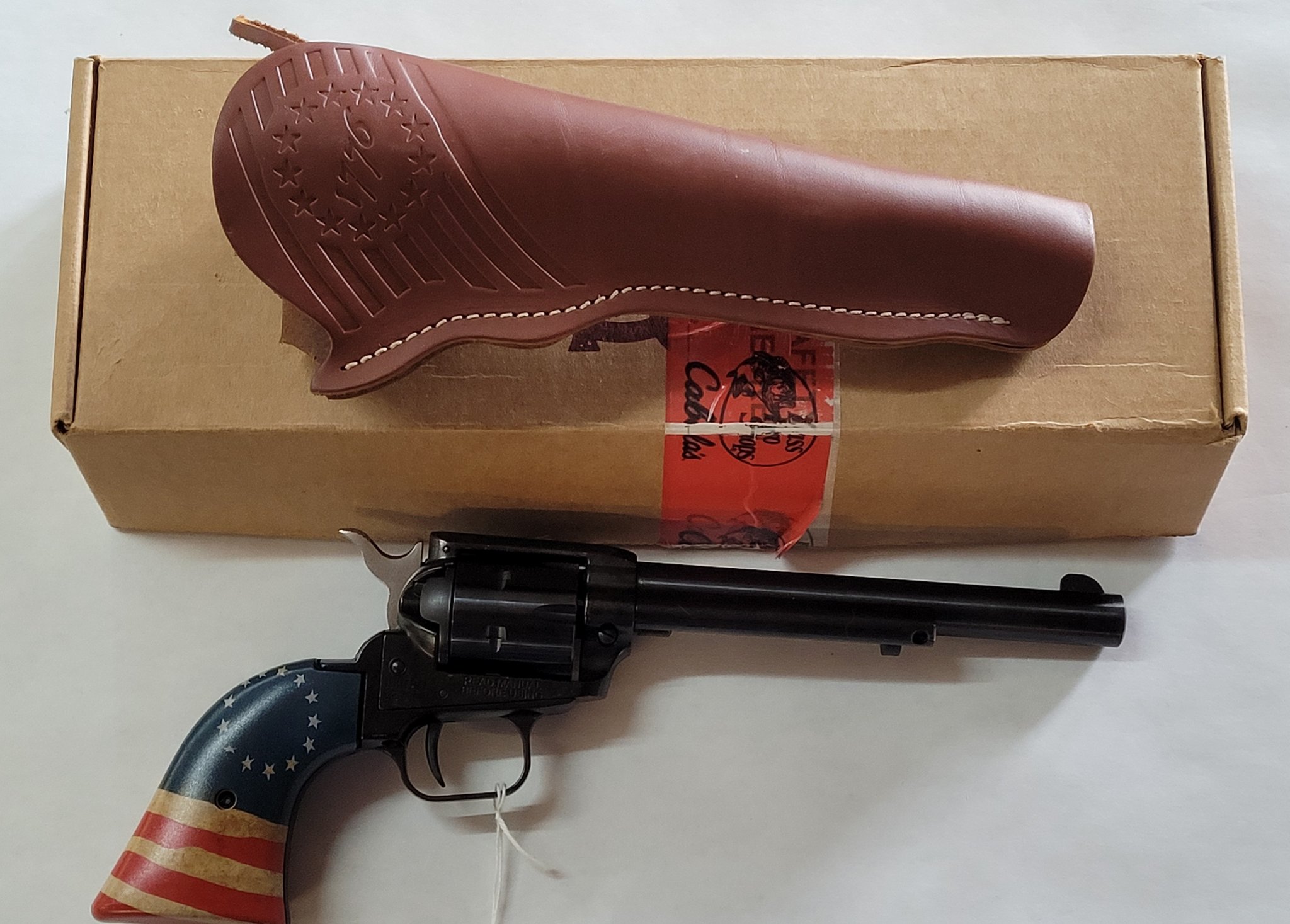 HERITAGE MFG. ROUGH RIDER US FLAG GRIPS