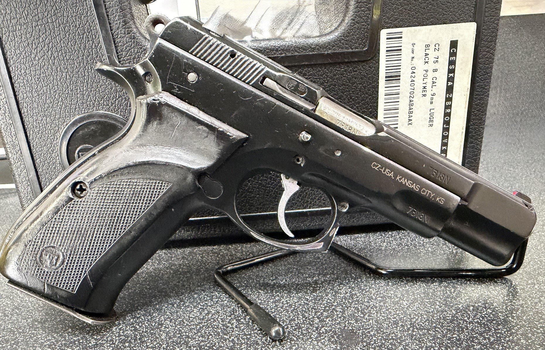 CZ CZ-75 B