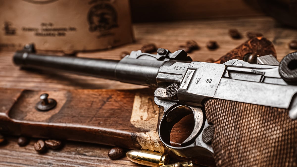 Guns.com Vault Auction: DWM Artillery Luger P.08