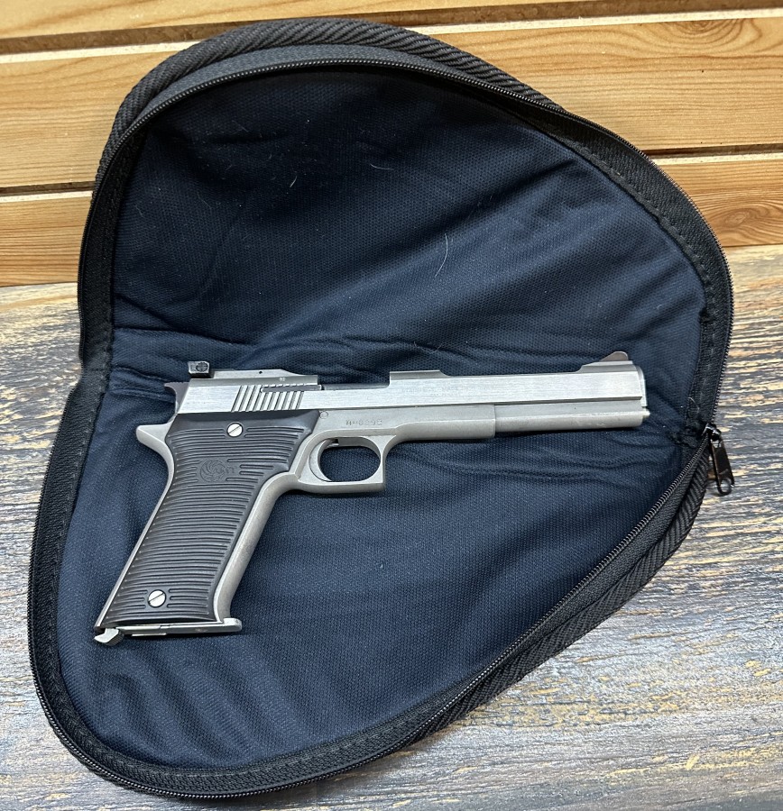 AMT Automag II