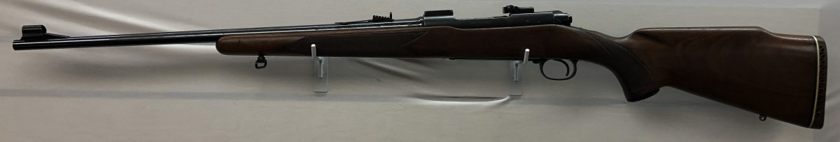 WINCHESTER Model 70