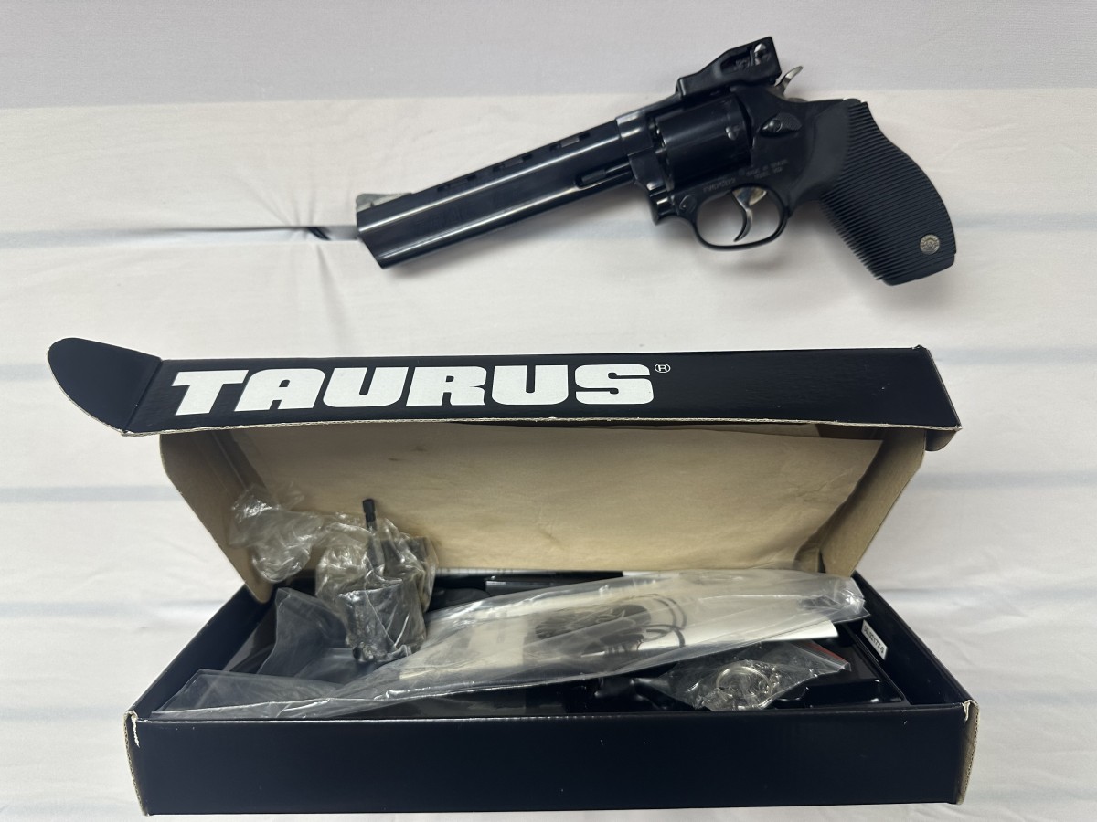 TAURUS RT992