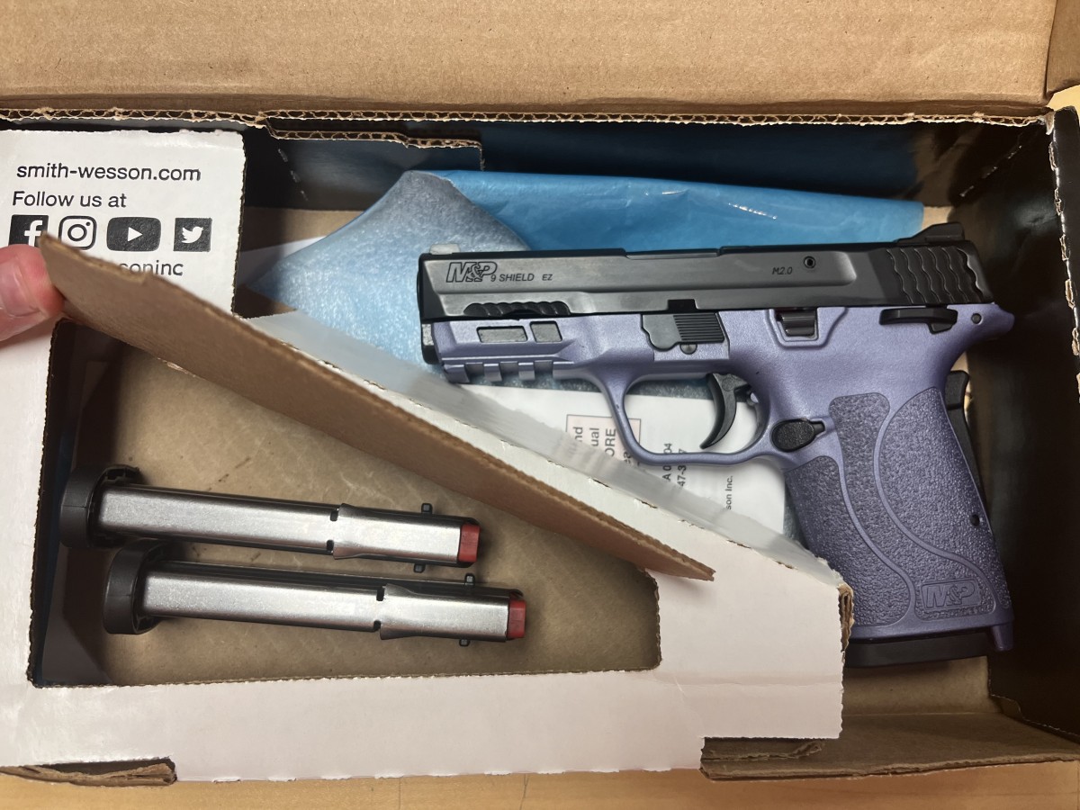 SMITH & WESSON M&P9 EZ
