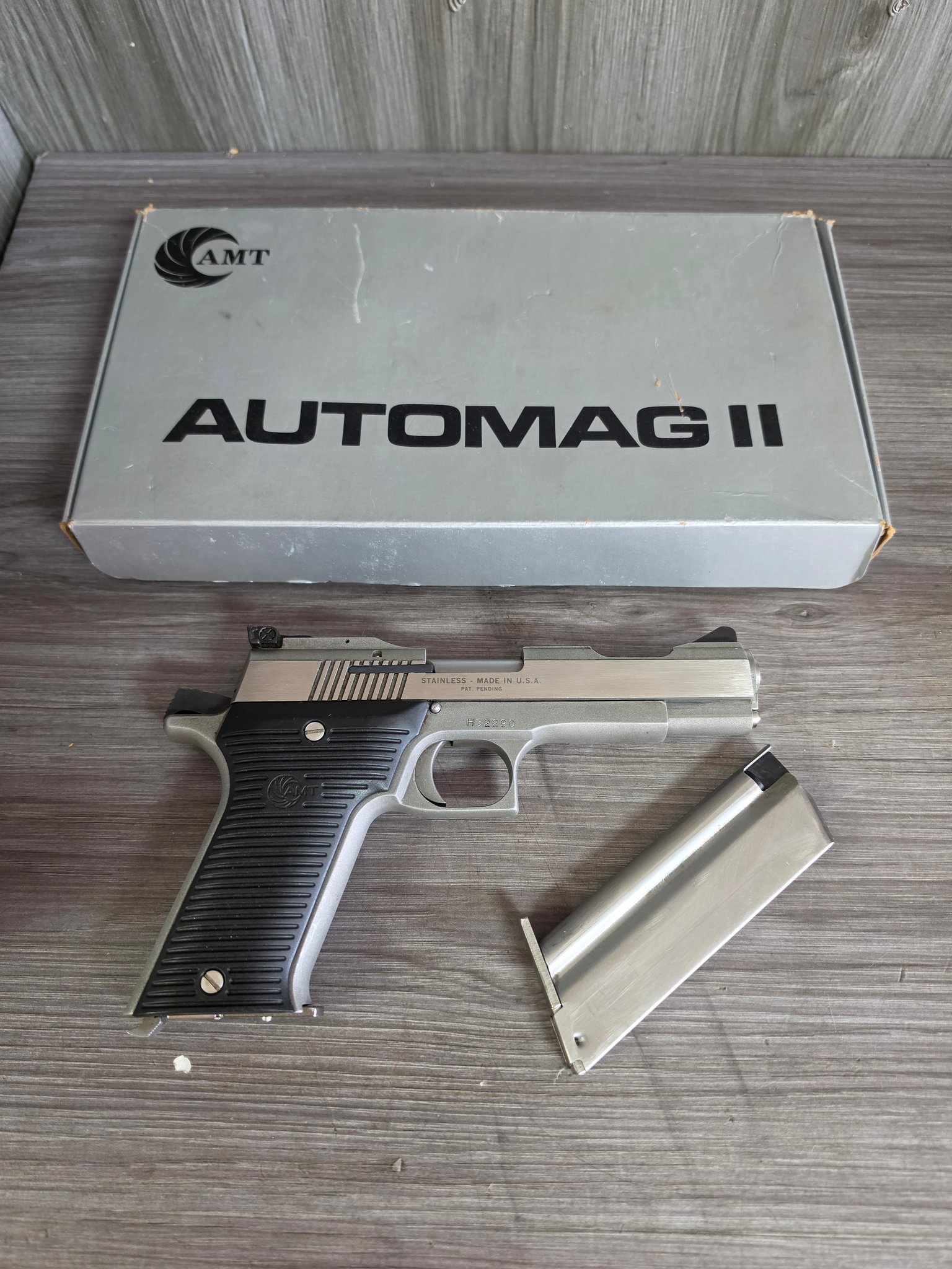 AMT AUTOMAG II