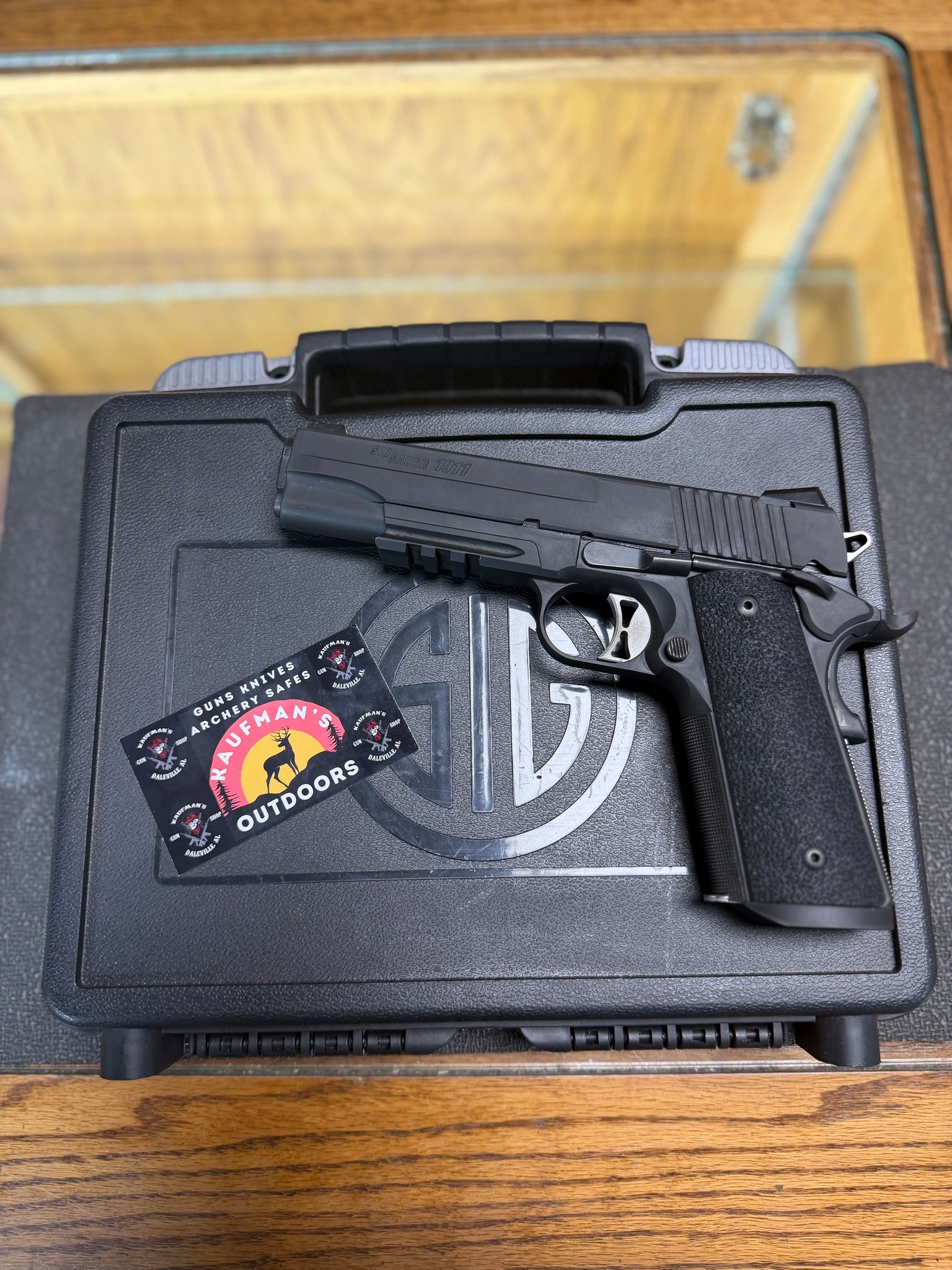 SIG SAUER 1911