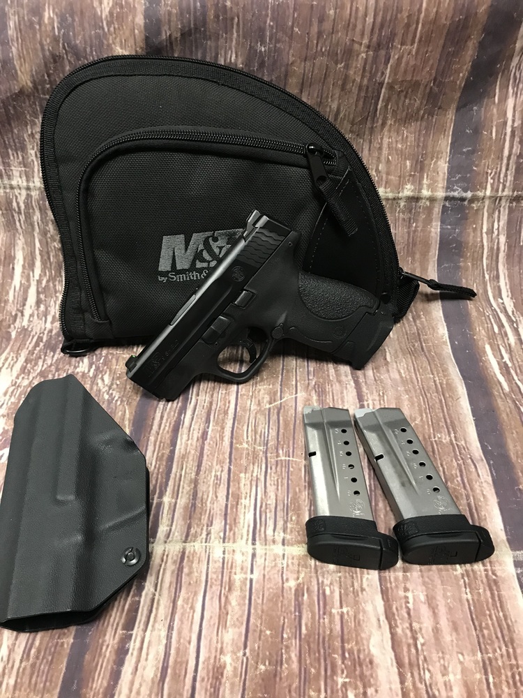 SMITH & WESSON M&P 9 Shield