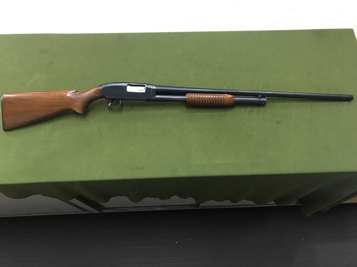 WINCHESTER MODEL 12 - 12 GAUGE