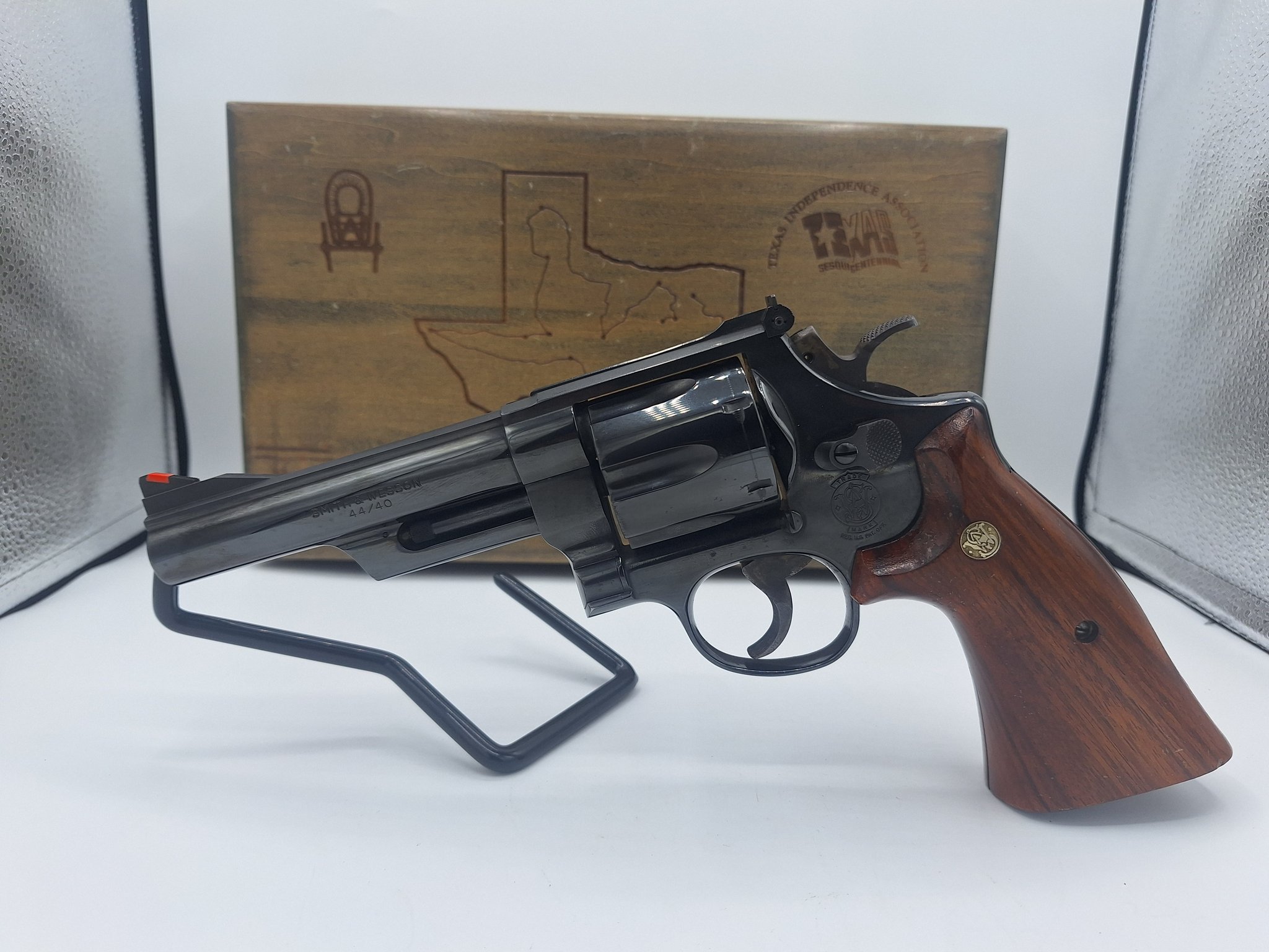SMITH & WESSON 544