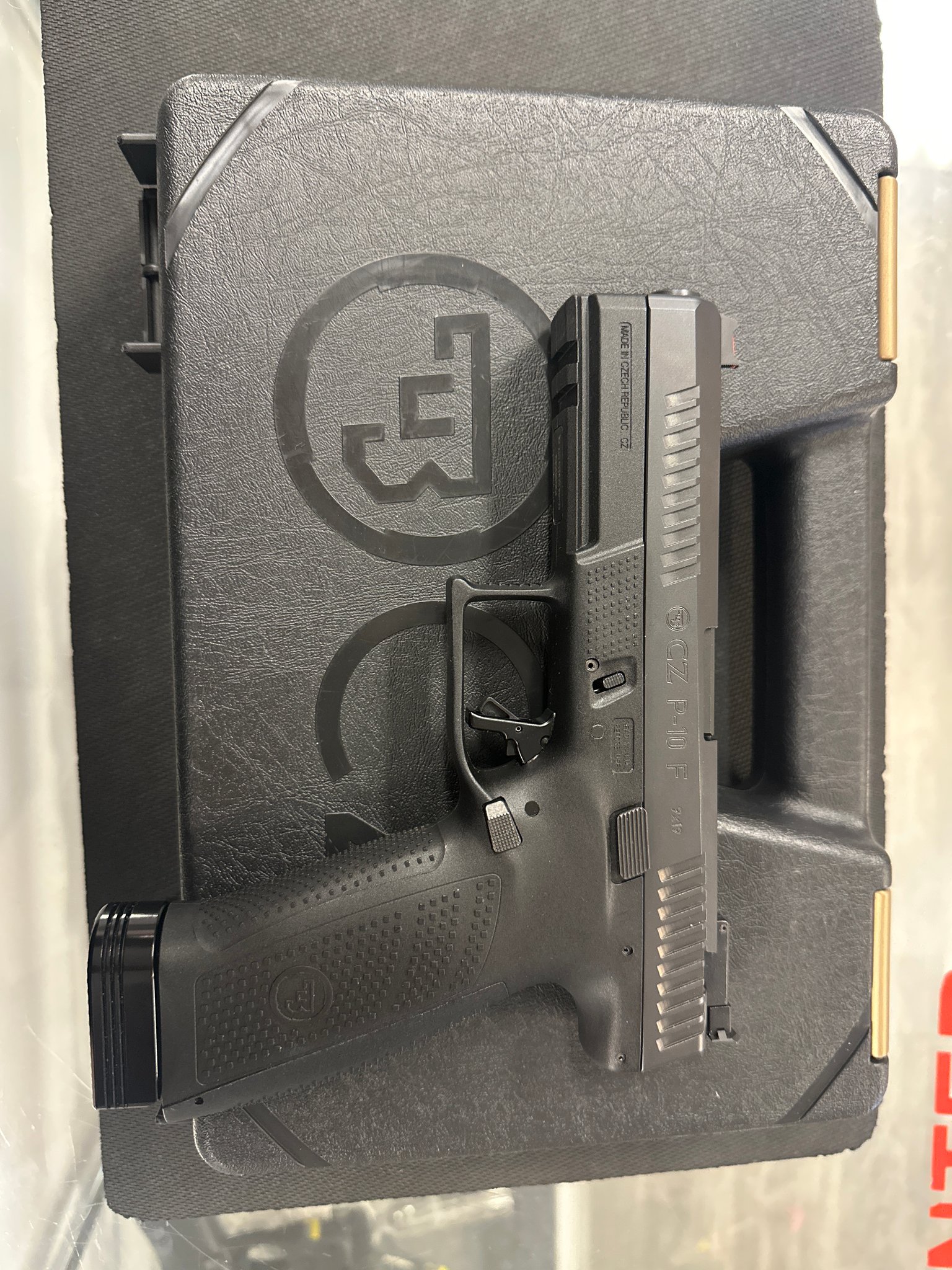 CZ P-10 F