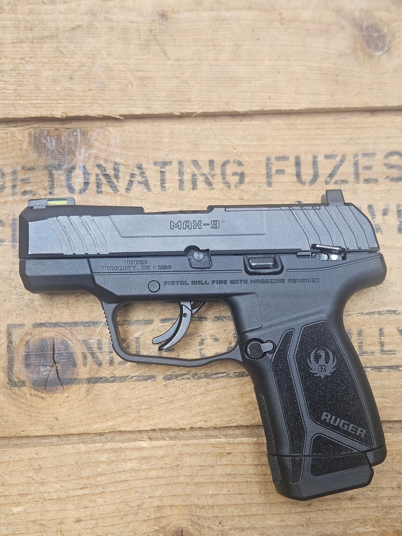 RUGER MAX-9