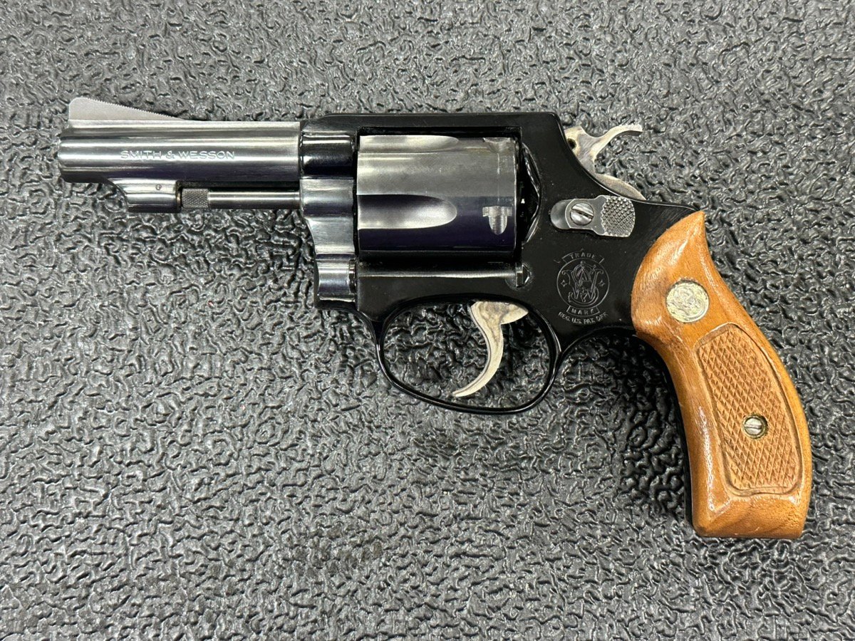 SMITH & WESSON 37 AIRWEIGHT