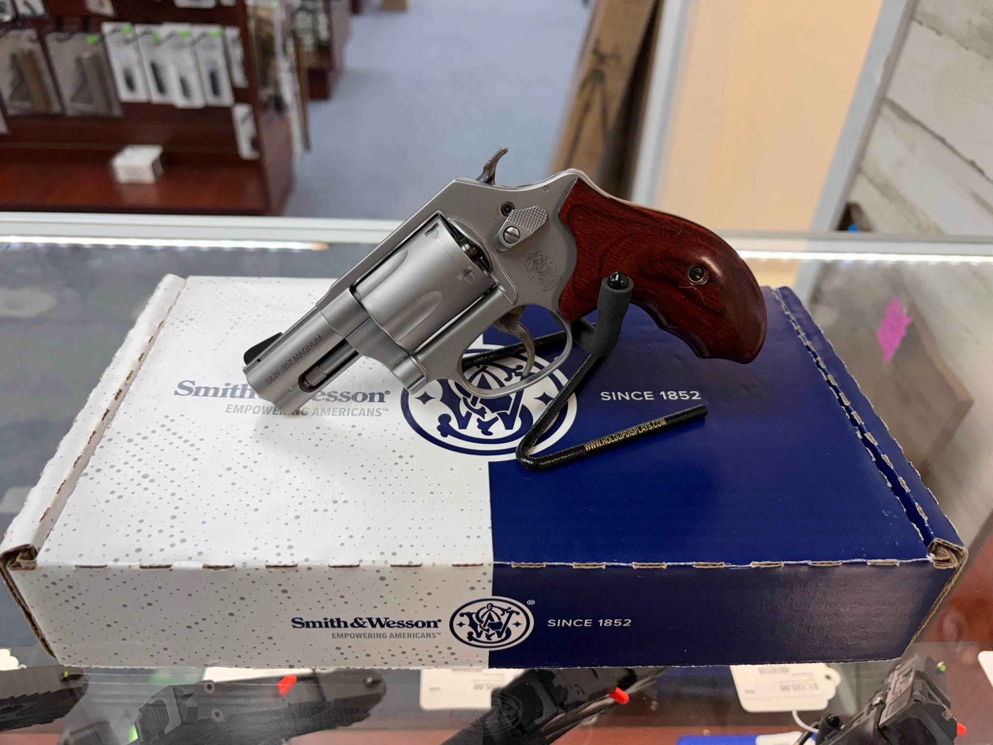 SMITH & WESSON 60 LS LADYSMITH