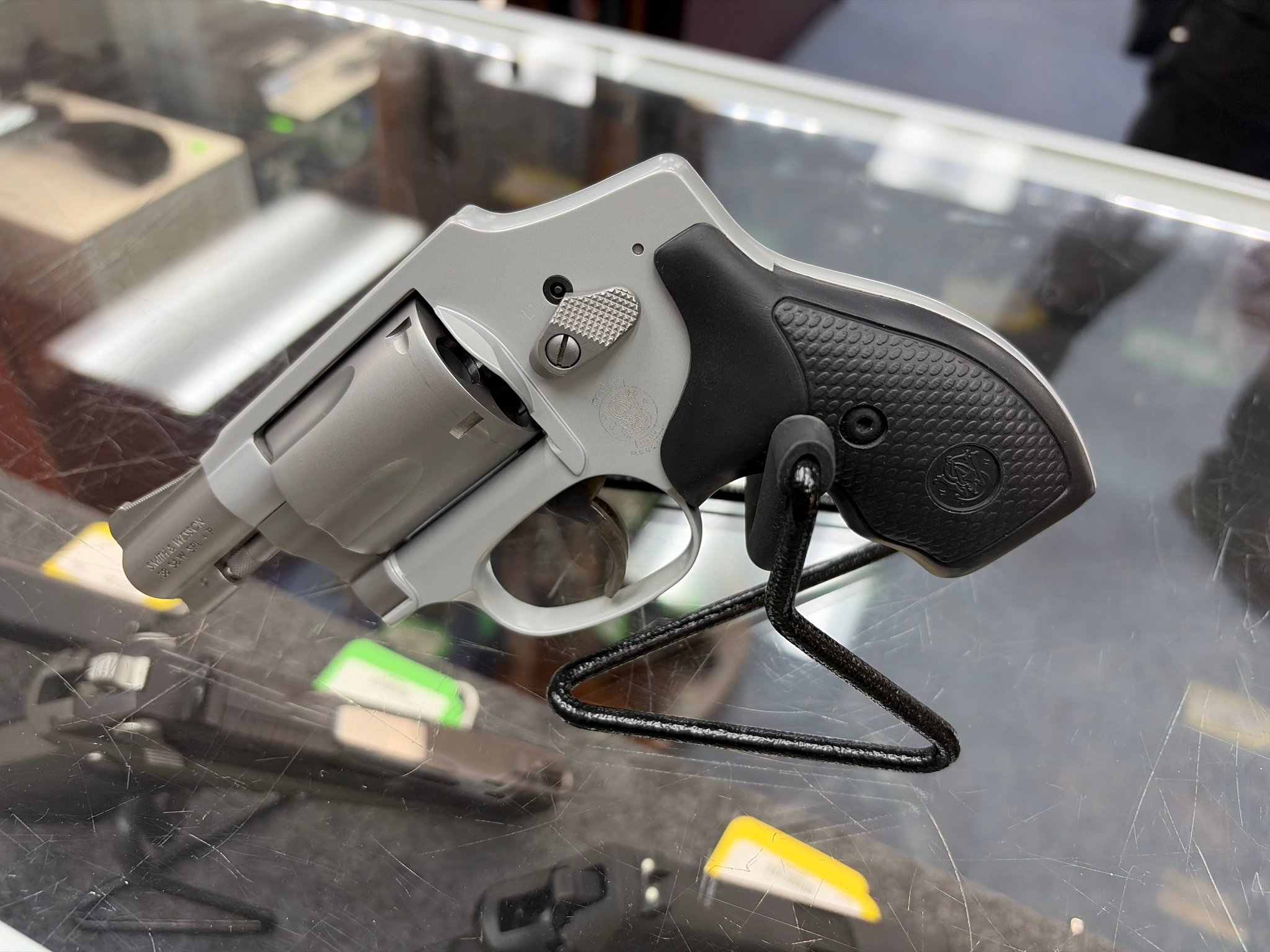 SMITH & WESSON 642-2