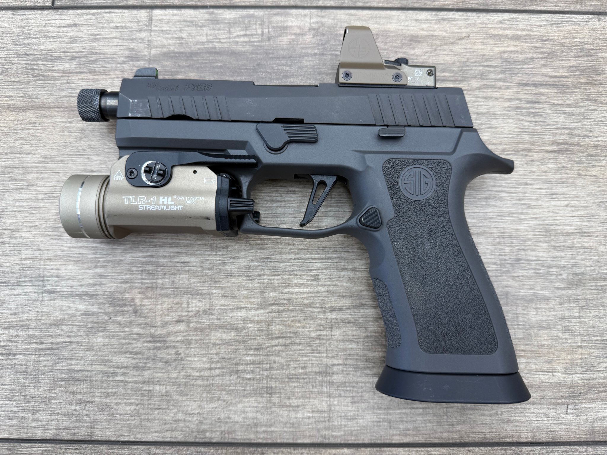 SIG SAUER P320 XCARRY LEGION