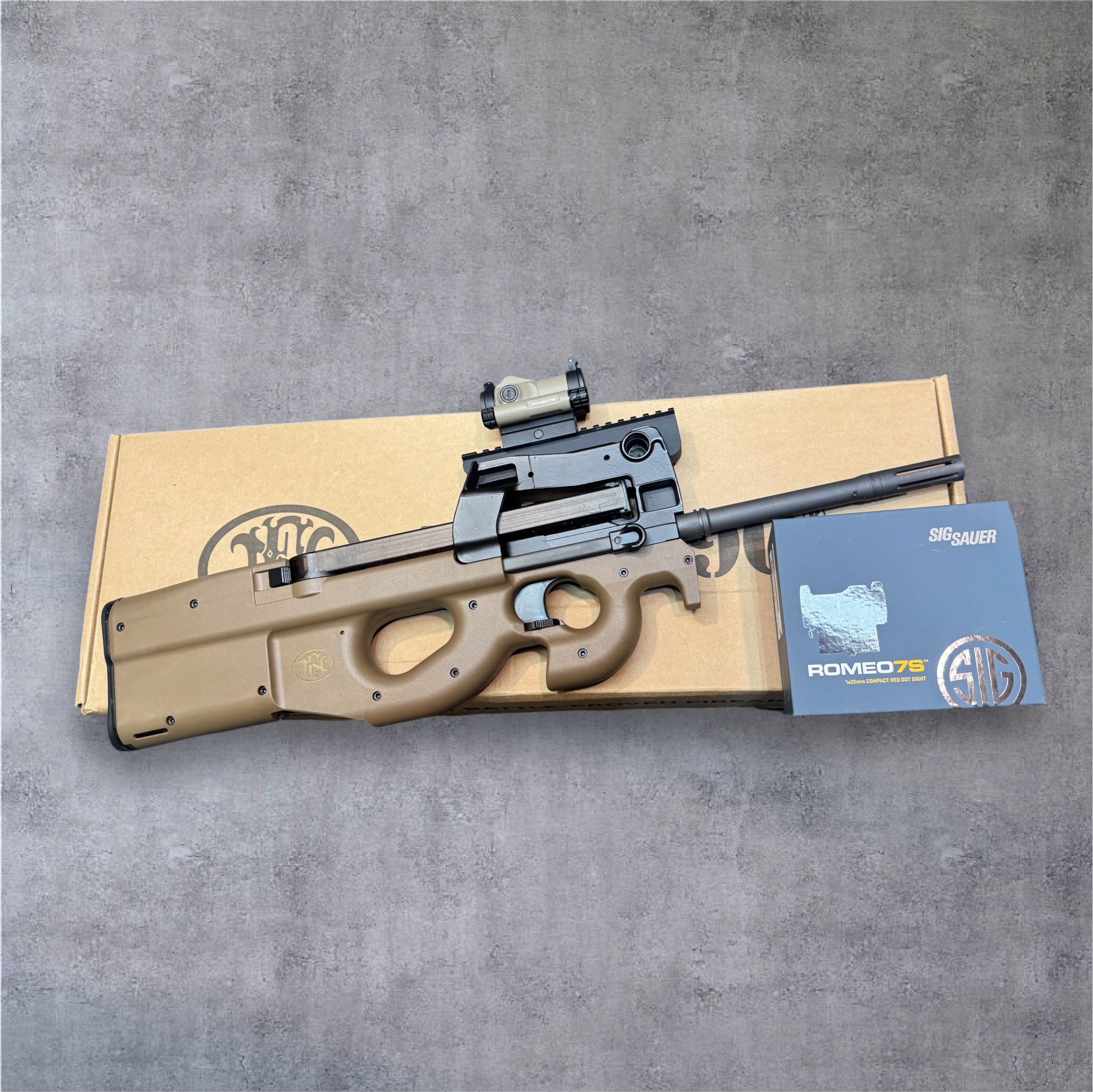 FN PS90 Romeo 7s