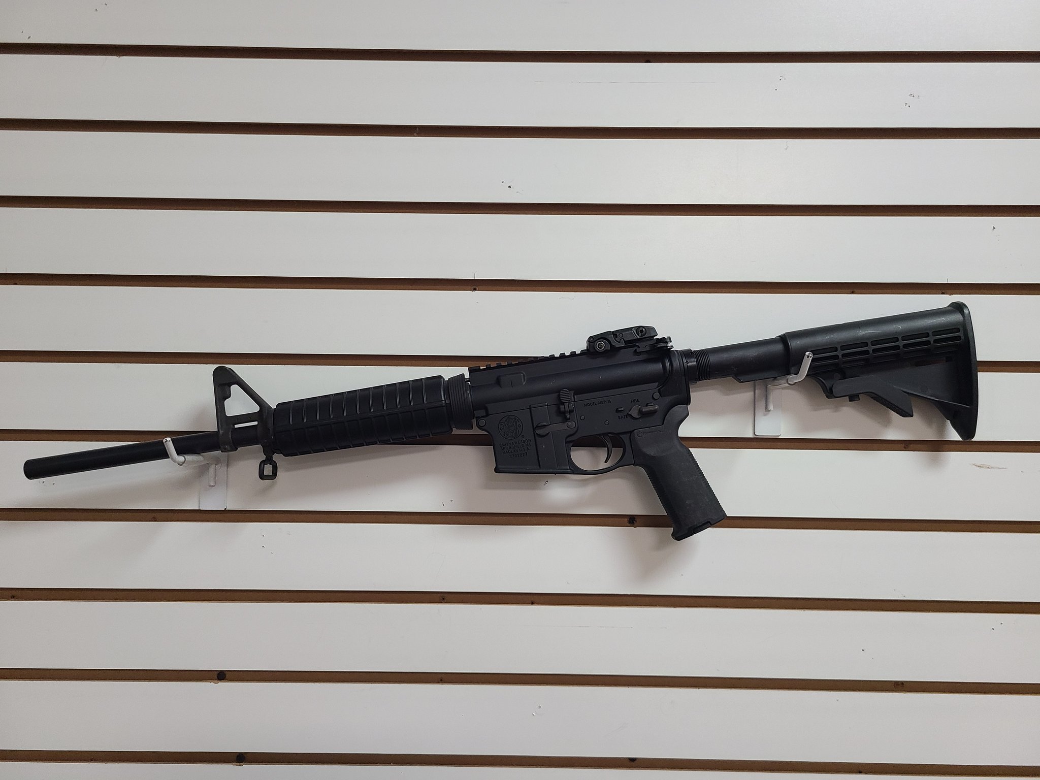 SMITH & WESSON M & P 15