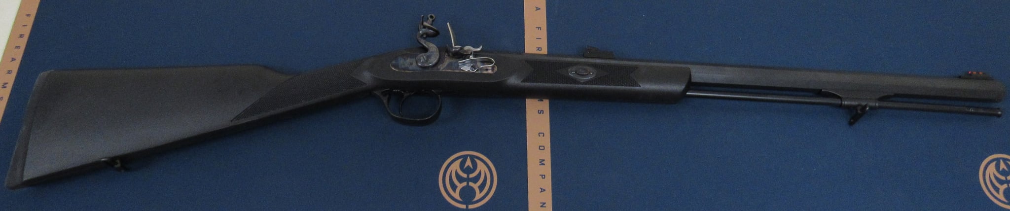 TRADITIONS DEERHUNTER FLINTLOCK