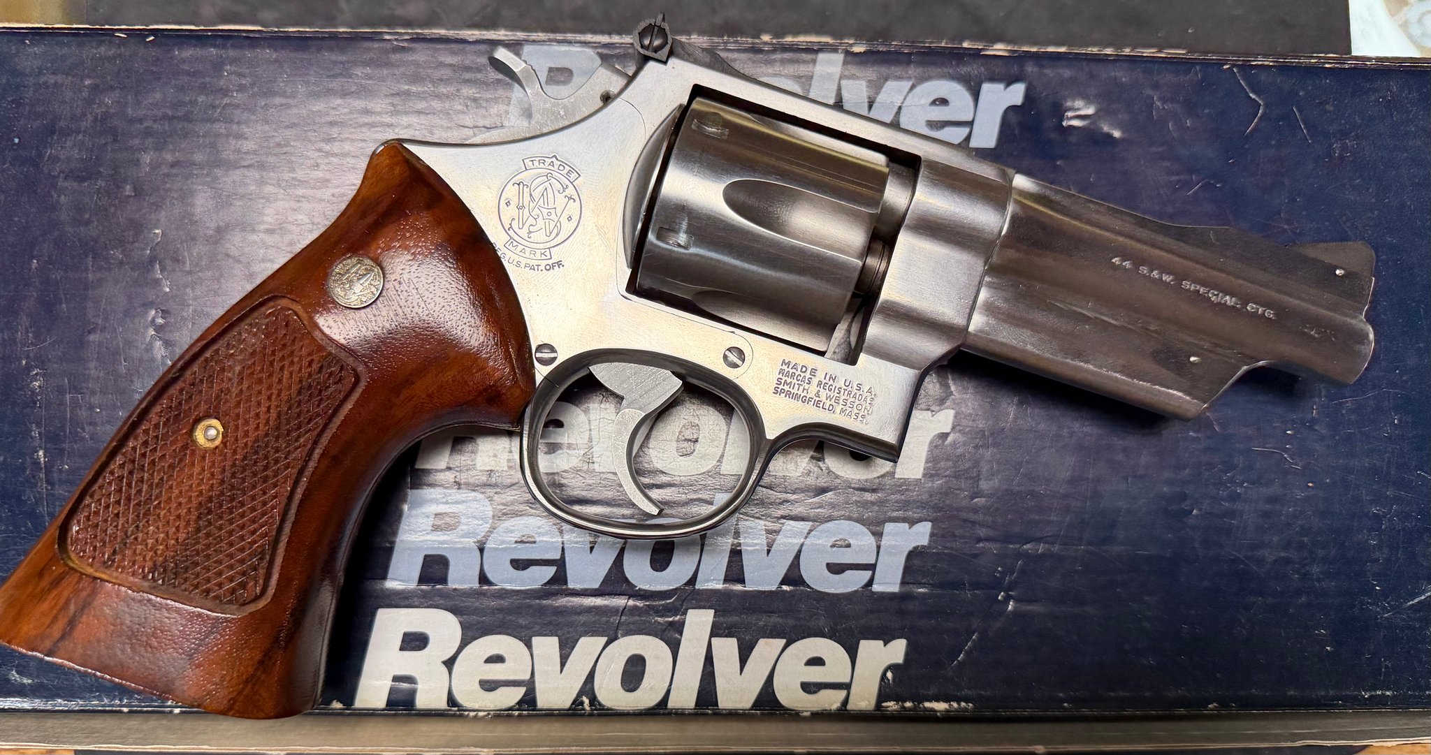 SMITH & WESSON 624
