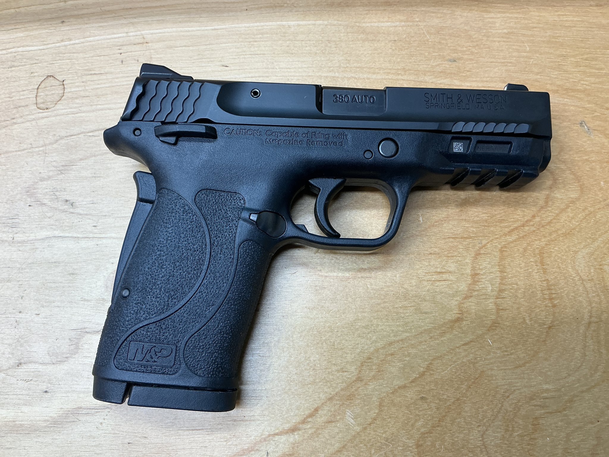 SMITH & WESSON M&P380 EZ