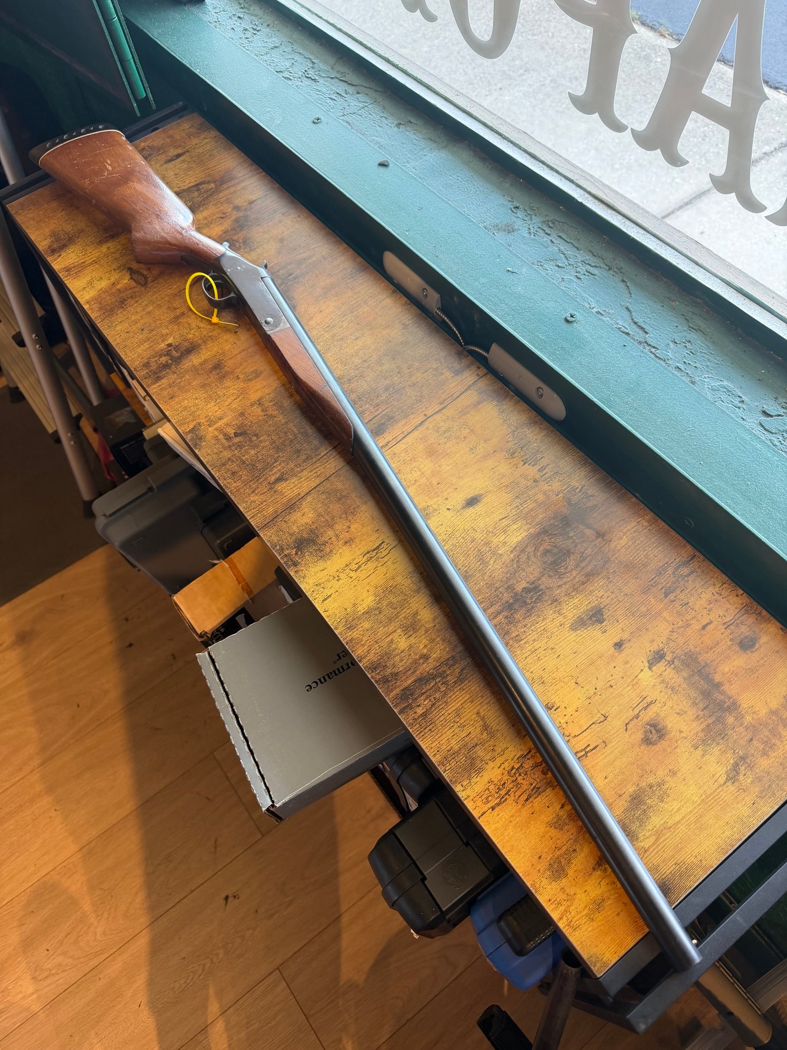 H&R 1900