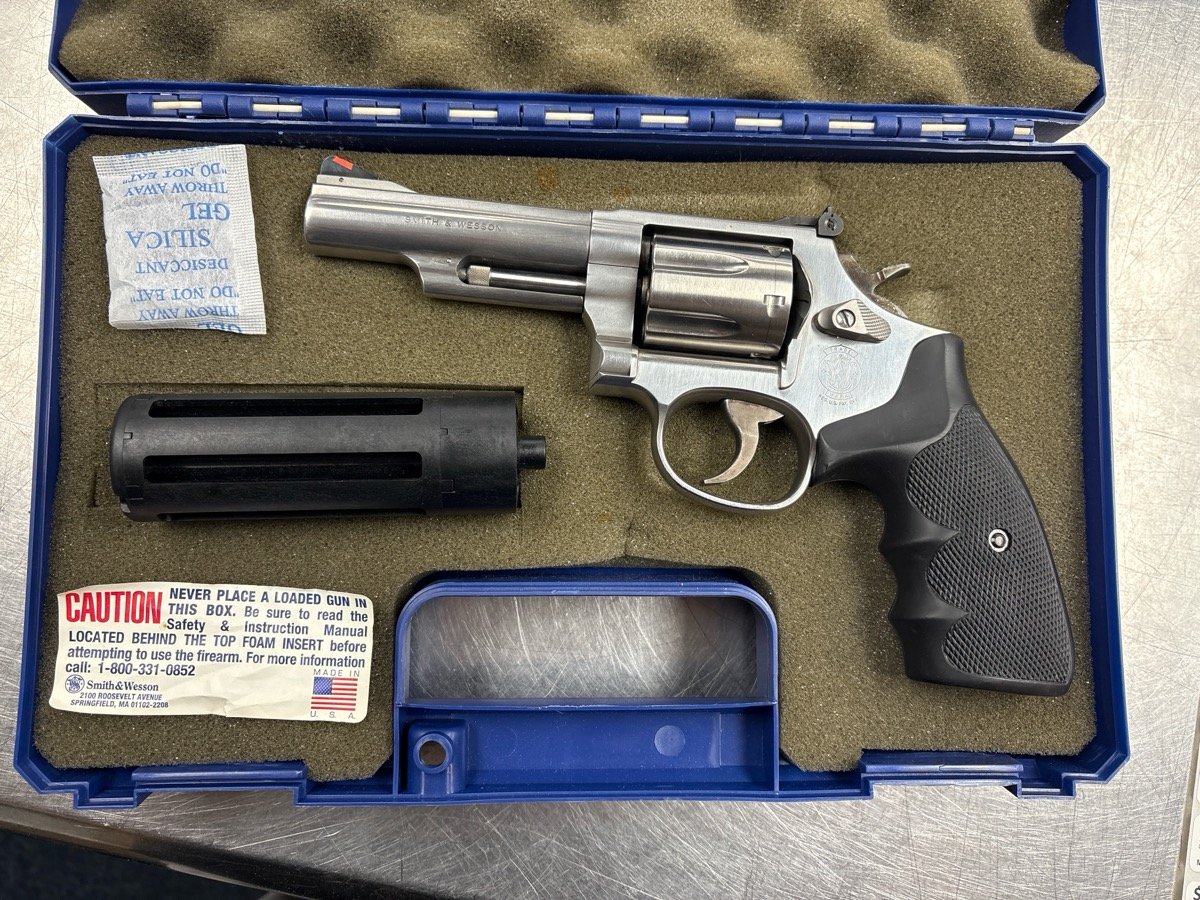SMITH & WESSON 66-5