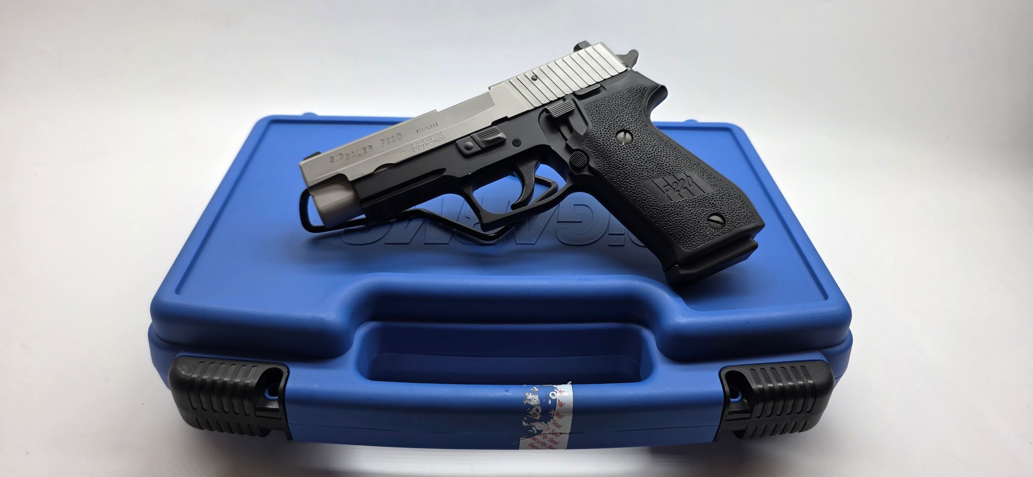 SIG SAUER P220R