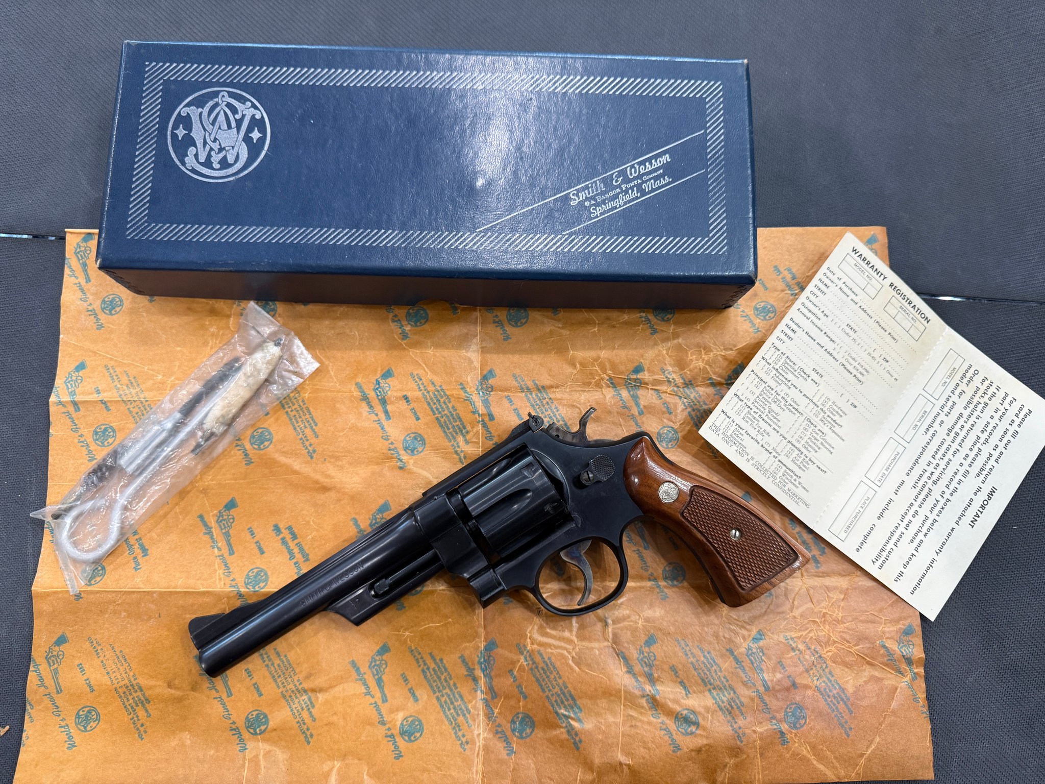SMITH & WESSON 28-2 Highway Patrolman
