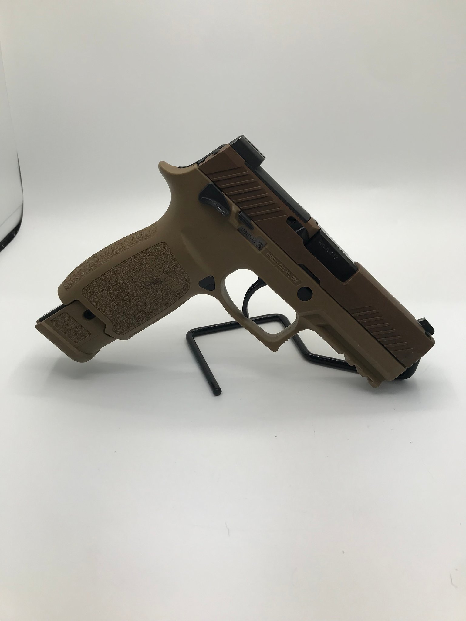 SIG SAUER P320 M18