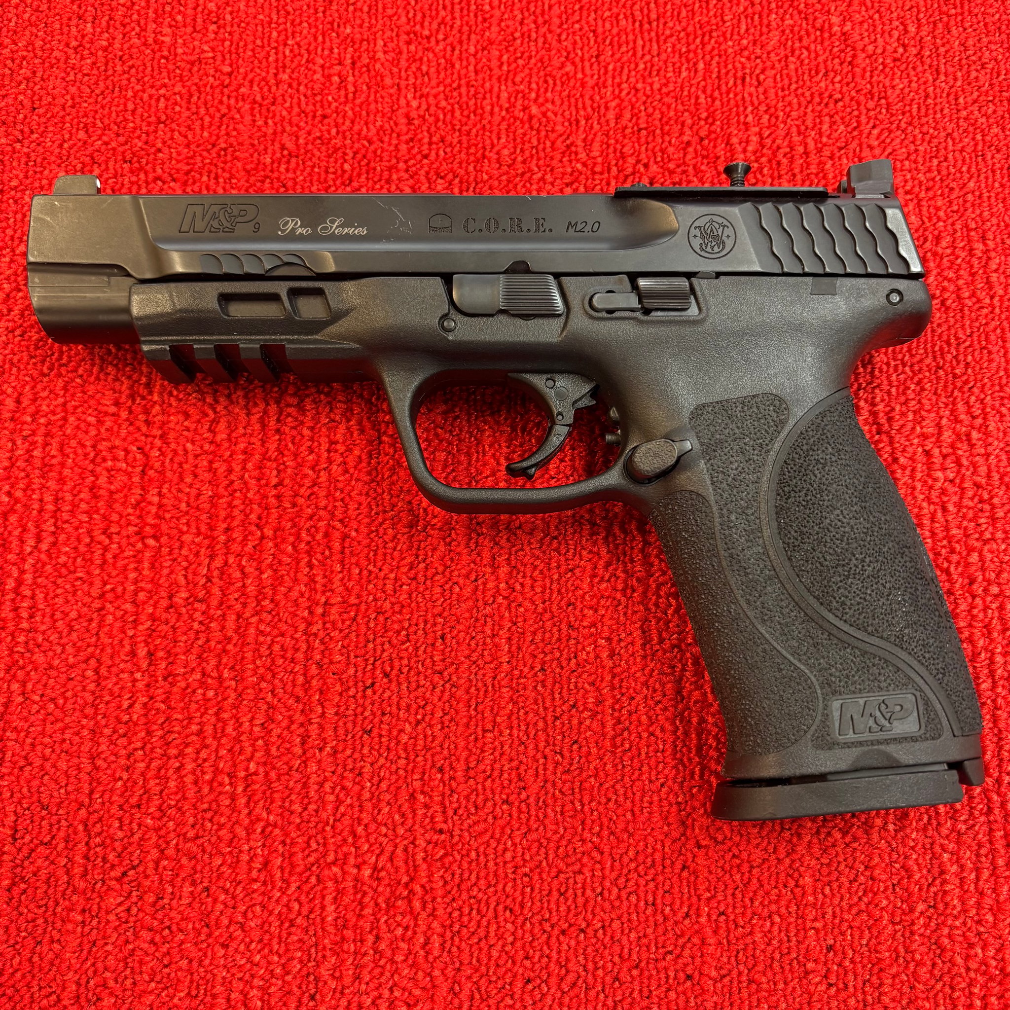 SMITH & WESSON M&P PRO SERIES 2.0 CORE