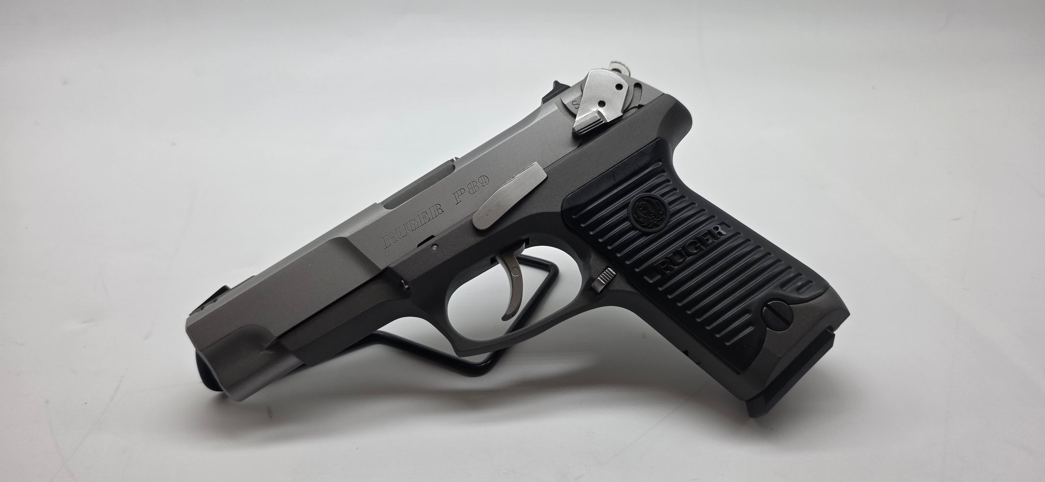 RUGER P89