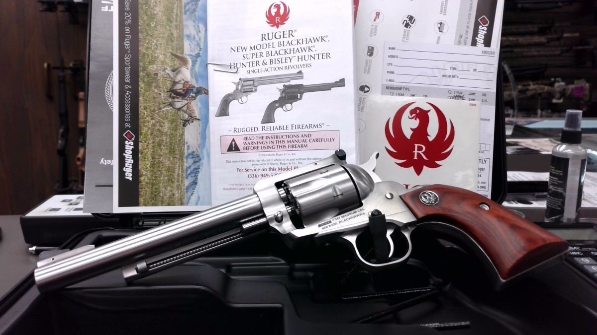RUGER NEW MODEL BLACKHAWK - STAINLESS