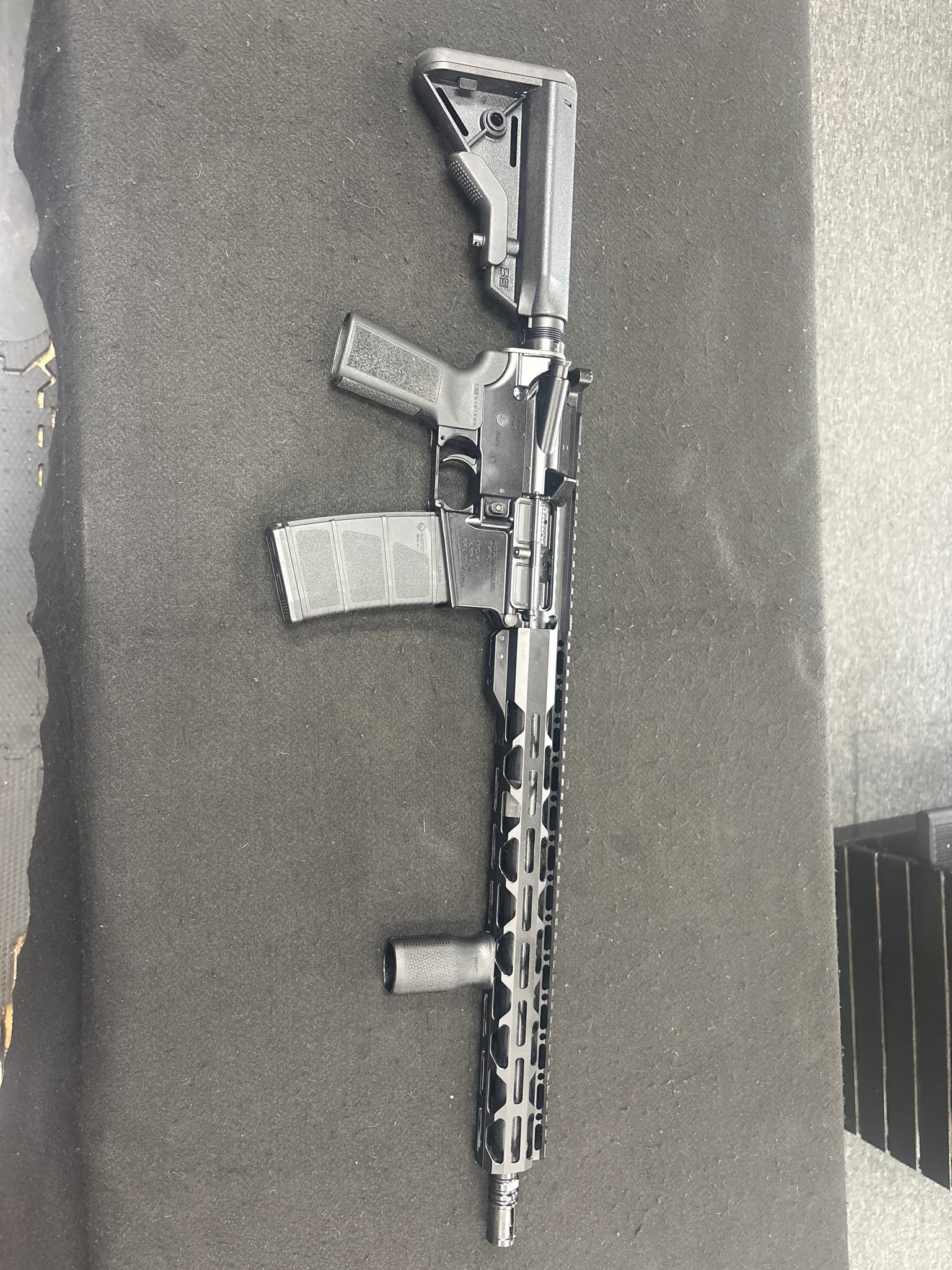 RADICAL FIREARMS RF-15