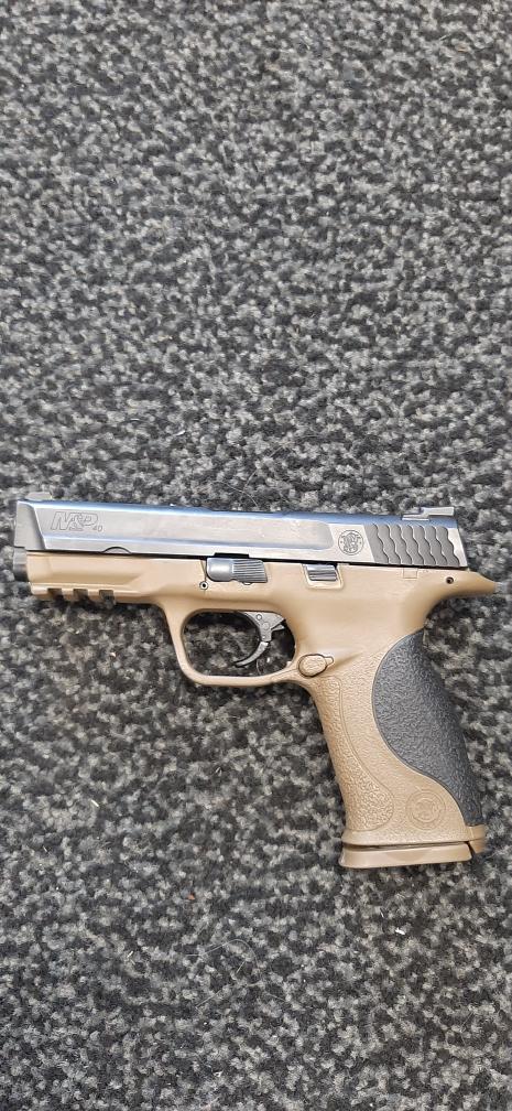 SMITH & WESSON M&P 40