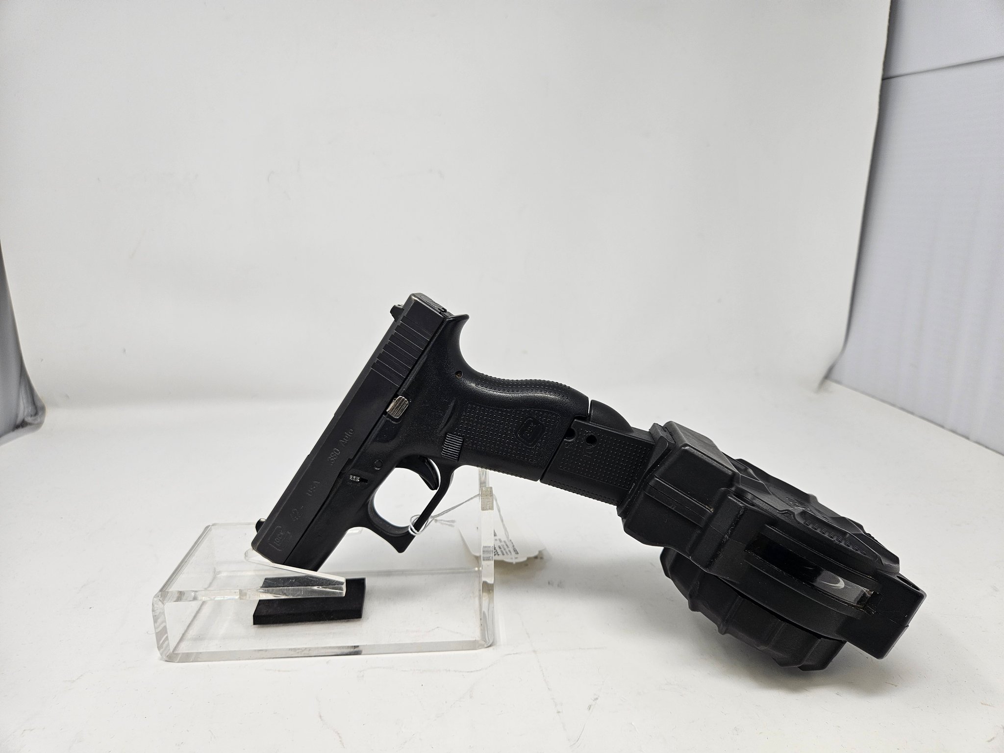 GLOCK 42