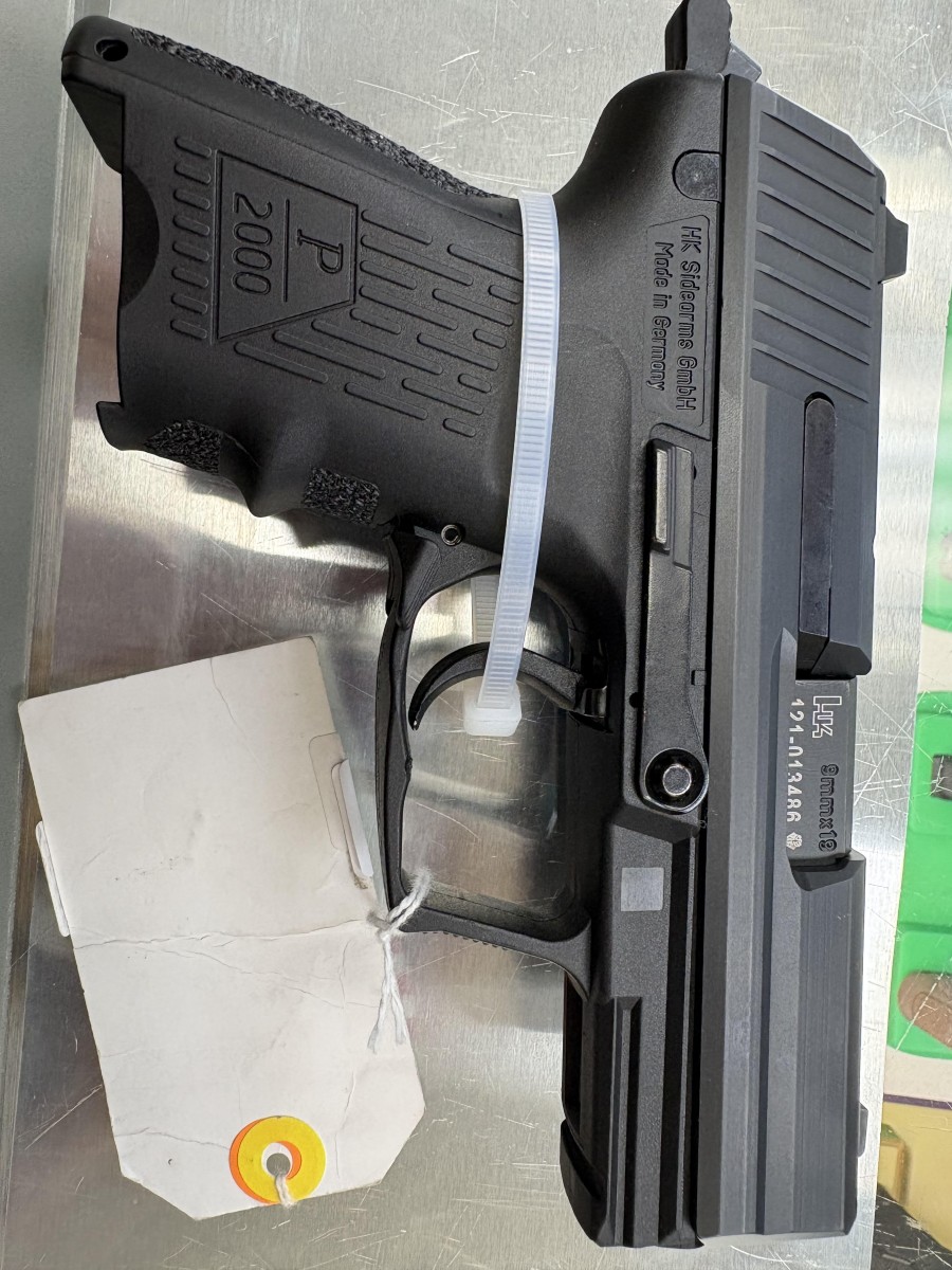 HECKLER & KOCH HK P2000 SK