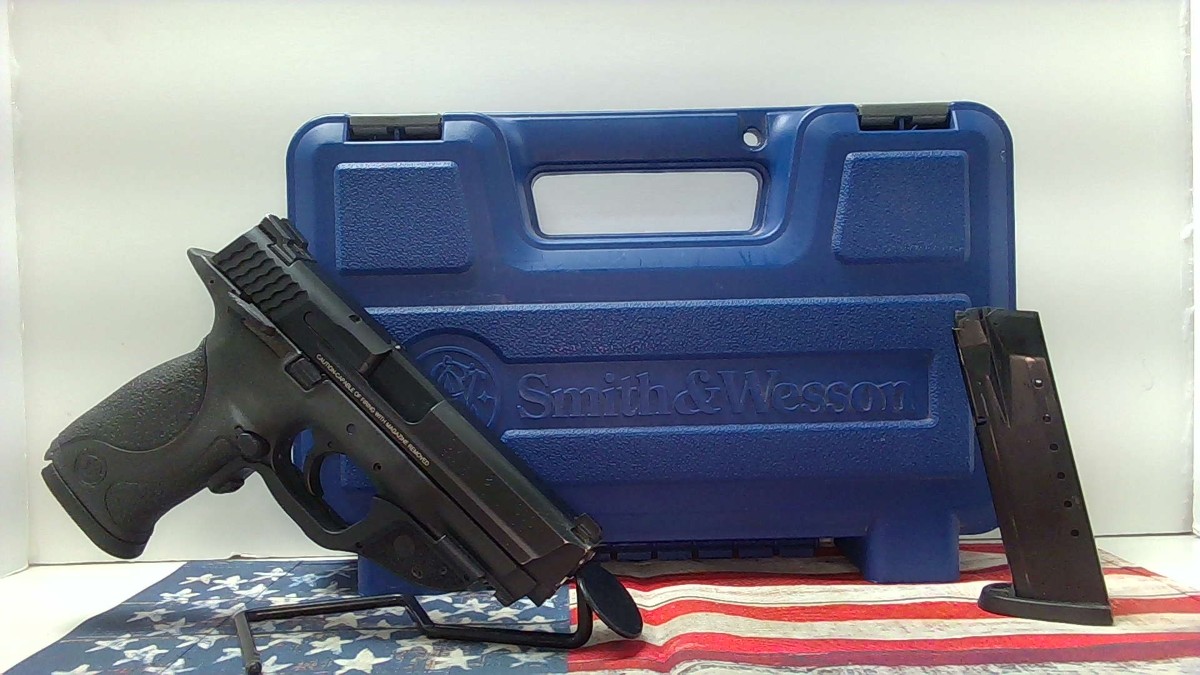 SMITH & WESSON M&P 40