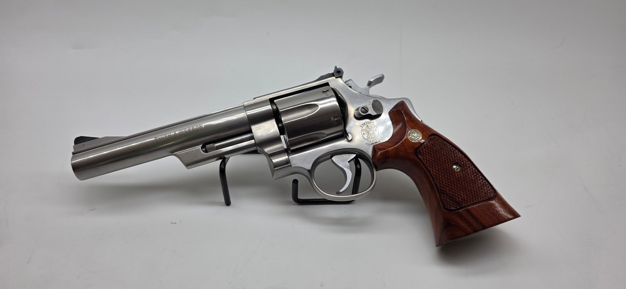 SMITH & WESSON 657-2